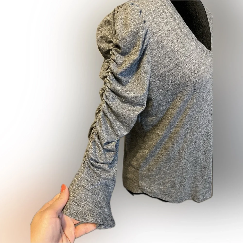 Democracy Gray Knit V-Neck 3/4 Sleeve Top size S - Picture 5 of 13
